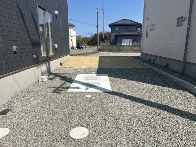 小松島市大林町字金岡建売①の庭