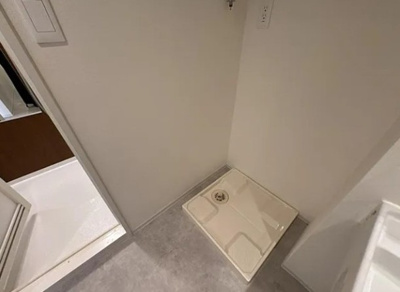 【設備】 | コスモリード練馬豊玉北 | 室内洗濯機置場。