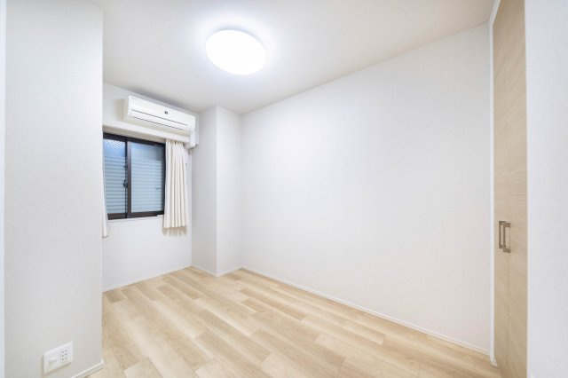 ジオ桃山台レジデンスの洋室