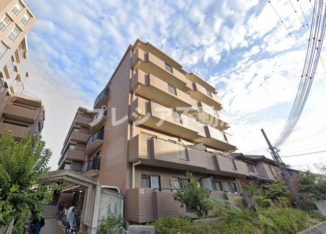 イーストハイムⅢ