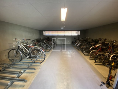 【その他共用部分】 | エス・キュート梅田中崎町 | エス・キュート梅田中崎町　駐輪場