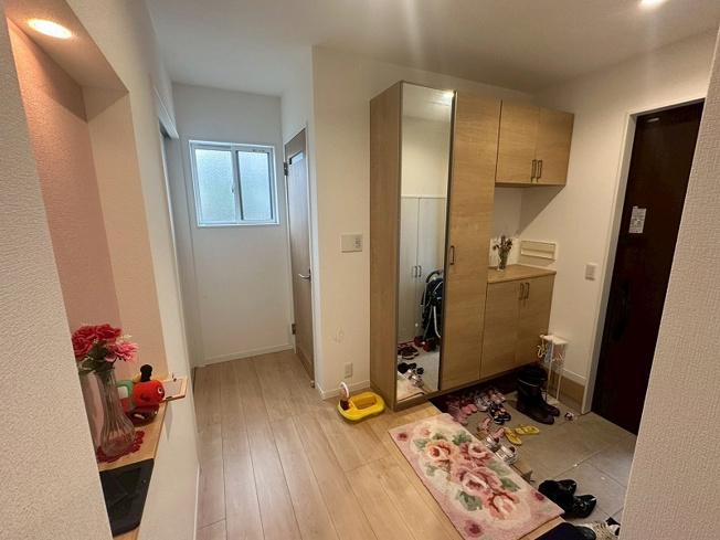 【玄関】 | 古曽志町中古戸建