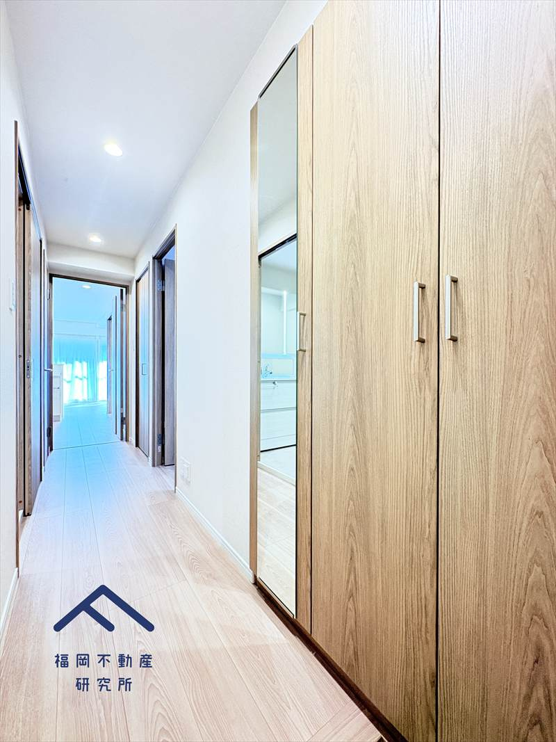 ビレッタ百道の玄関