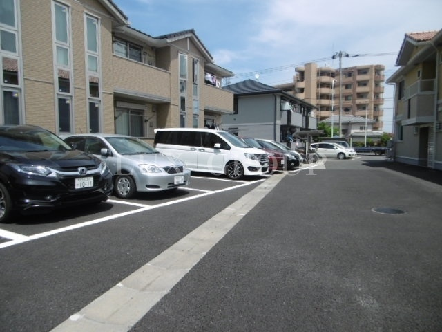 【駐車場】 | フォンテーヌ聖蹟