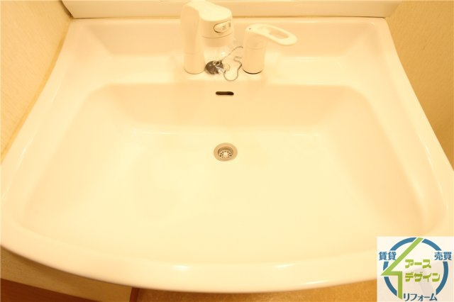 クレモナ山手の独立洗面台|※類似部屋