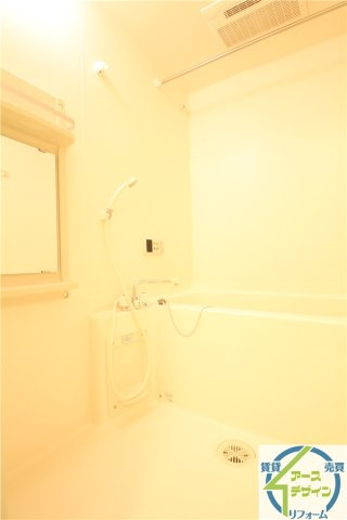 クレモナ山手の浴室|※類似部屋