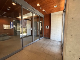 エクセルヴュー御崎公園のエントランス