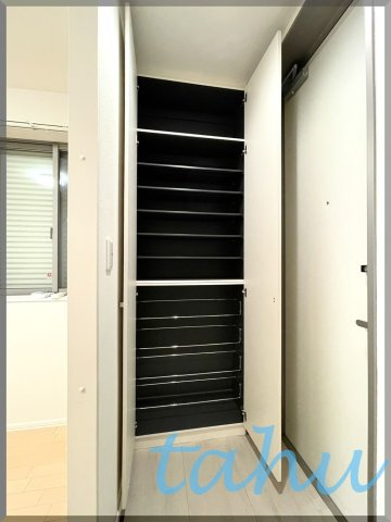 フルーヴ雑司ヶ谷の玄関