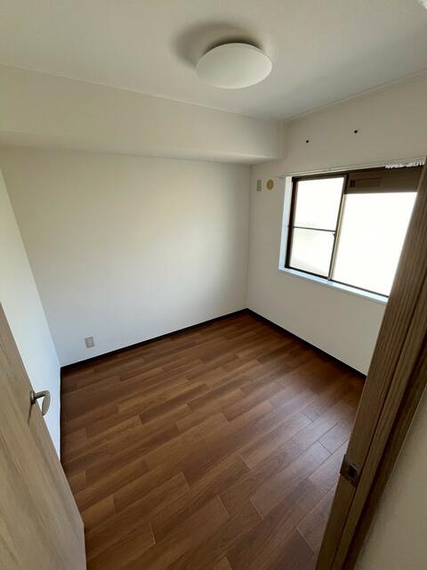 写真はすべて別部屋