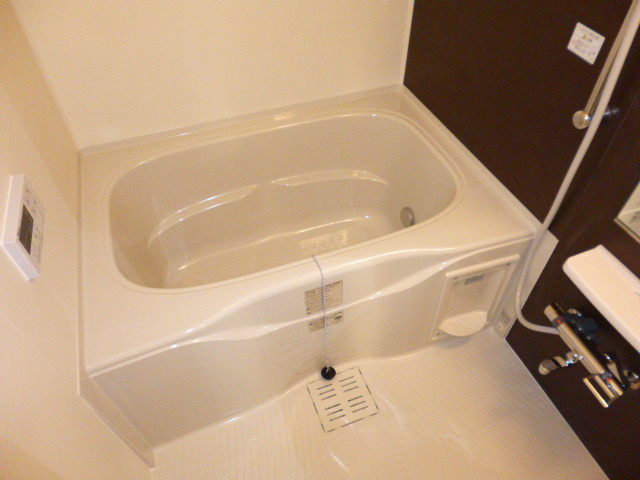 クレール壱番館の浴室