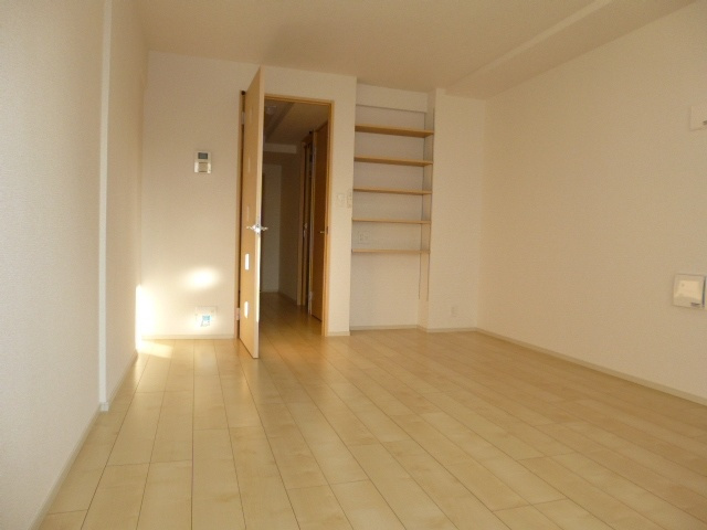 クレール壱番館の居間・リビング