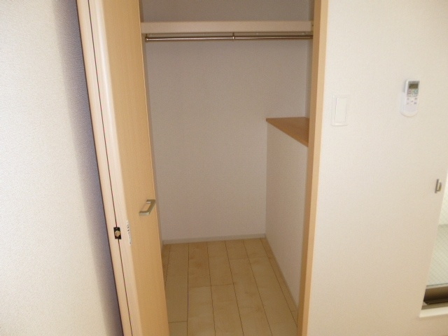 クレール壱番館の収納|ウォークインクローゼット