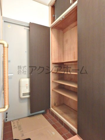 東村山青葉町住宅3号棟の玄関