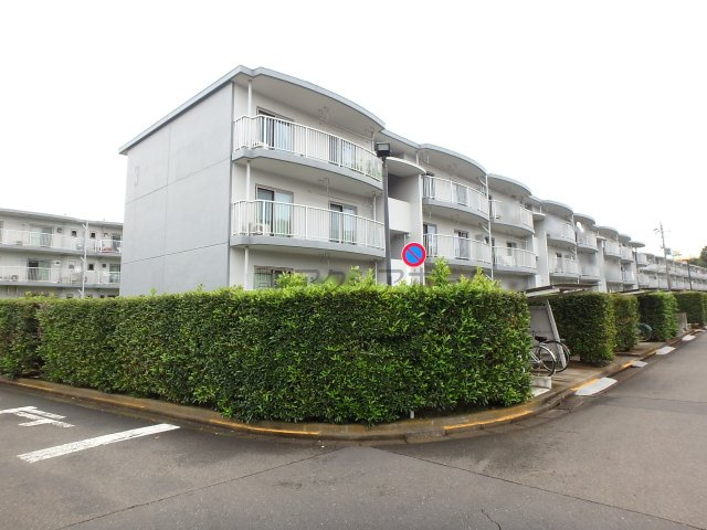 東村山青葉町住宅3号棟の外観