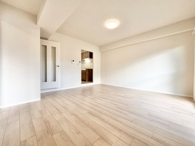 真栄マンション緑ヶ丘の居間・リビング