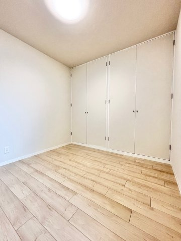 真栄マンション緑ヶ丘の洋室|北側洋室