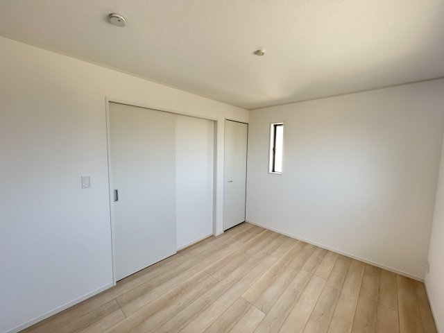 小松島市大林町字金岡建売③の洋室