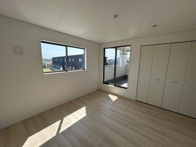 小松島市大林町字金岡建売③の洋室