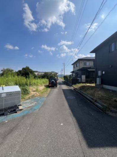 土地　溝口中の前面道路含む現地写真