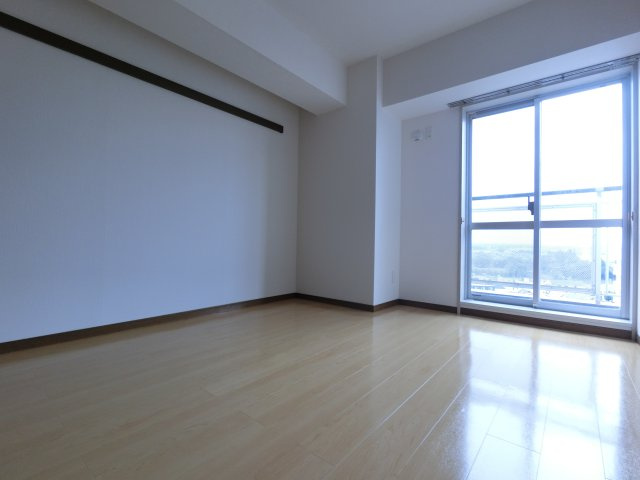 オーシャンビュー壱番館の洋室