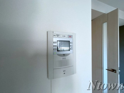 【セキュリティ】 | プレサンス金山コネクト | モニター付きインターフォンです