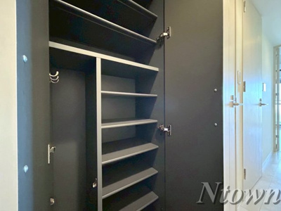 【収納】 | プレサンス金山コネクト | 便利な収納スペースです