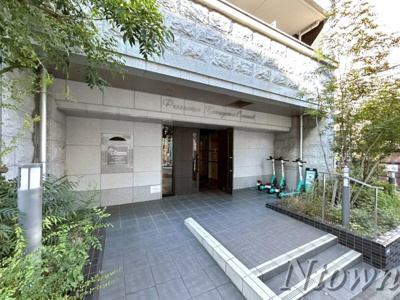 【エントランス】 | プレサンス金山コネクト | 落ち着いたエントランスです