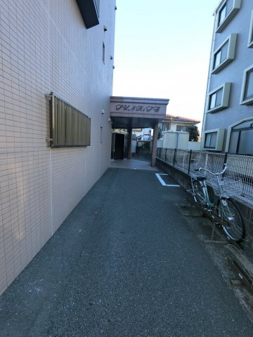 サンライズのエントランス