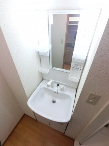 サンライズの独立洗面台