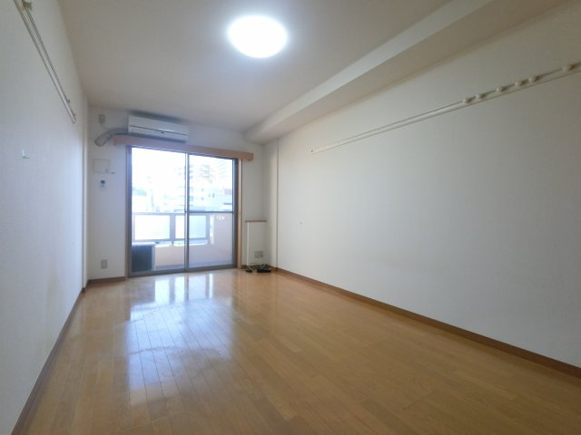 サンライズの寝室