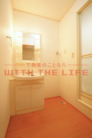 カーザ・ミア【キャッシュバック対象物件】の洗面所|広い洗面スペース