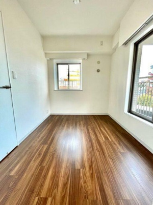 【寝室】 | レジディア中落合Ａ棟 | きれいなフローリング。