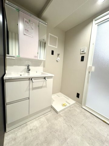 ルミエール二条の洗面所