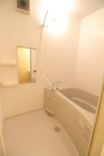 メルベーユ松田の浴室