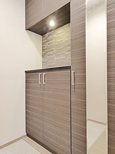 フェリシアガーデンの玄関