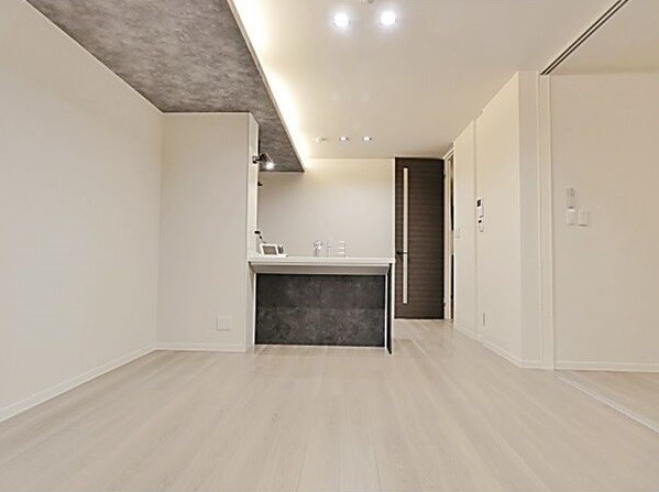 フェリシアガーデンの居間・リビング