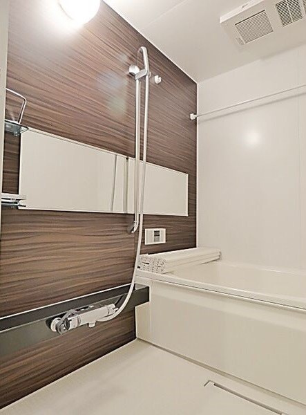 フェリシアガーデンの浴室