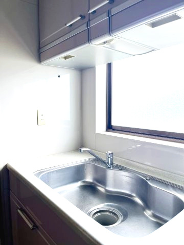 敦賀市山泉中古戸建のキッチン