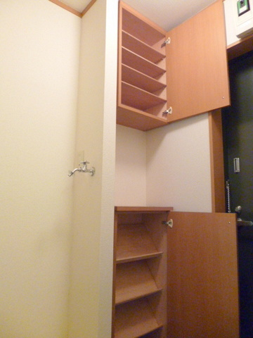 カーサビバーチェの玄関|★シューズＢＯＸ★