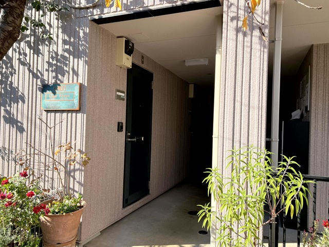 カーサビバーチェのエントランス