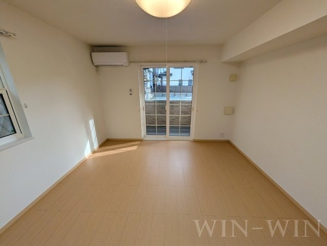 BRANZINOの居間・リビング