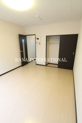 クレイノクレールオオクボの寝室