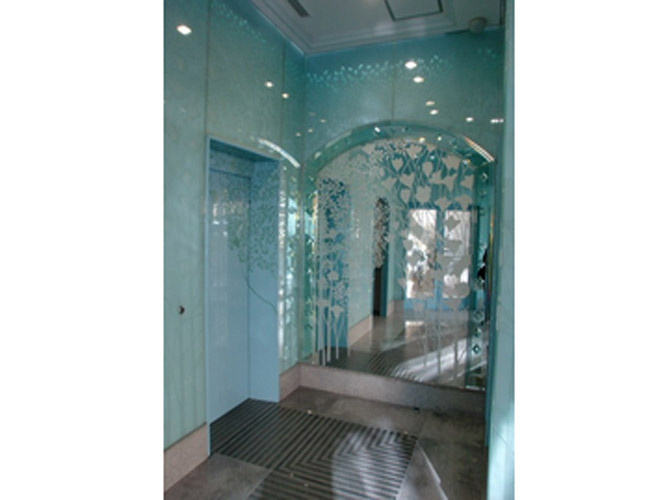 クリスタルＭＡビルのロビー