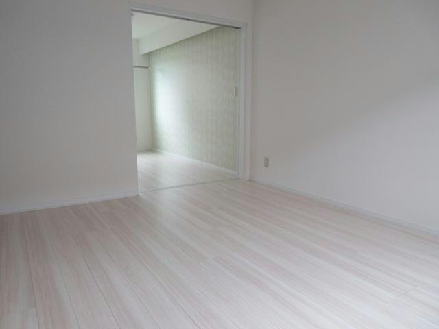 アルファーメゾンⅡの居間・リビング