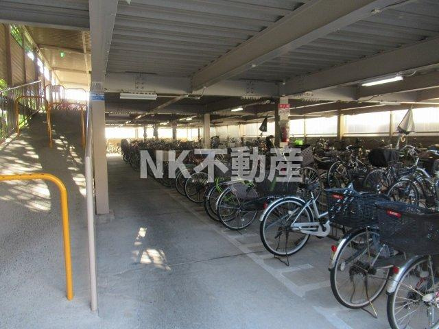 【その他共用部分】 | シャトー八戸ノ里（八戸ノ里賃貸） | 駐輪場です