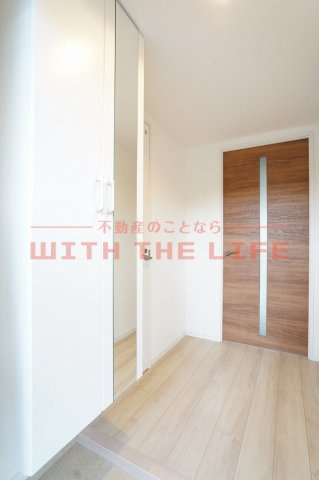 LIFEFIELD久留米【キャッシュバック対象物件】の玄関|明るい玄関です