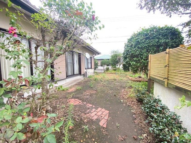 北諸県郡三股町大字樺山の中古一戸建の庭