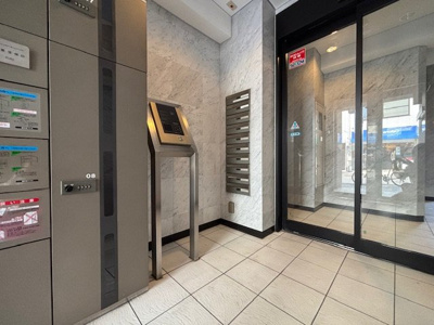 【エントランス】 | ドゥーシエル桜新町