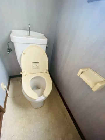 七栄　中古戸建のトイレ