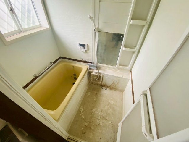 七栄　中古戸建の浴室